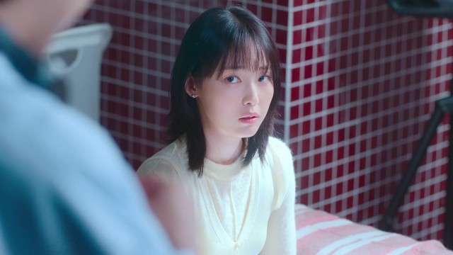 사랑은 준비 없이 찾아온다. 두려움과 함께